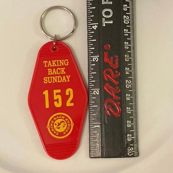 Taking Back Sunday Exit 152 20th Anniversary Keychain Rare VIP Meet Greet Merch - Picture 6 of 6